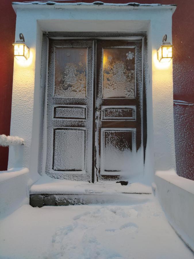 Karavos Hotel ปอร์เตเรีย ภายนอก รูปภาพ